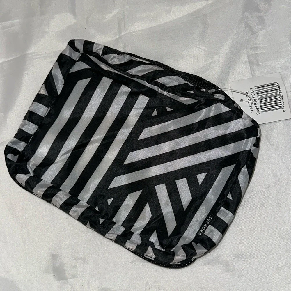 Sephora 2019 Cyber Pkt Smpl Bag Black Silver Striped Makeup Pouch New